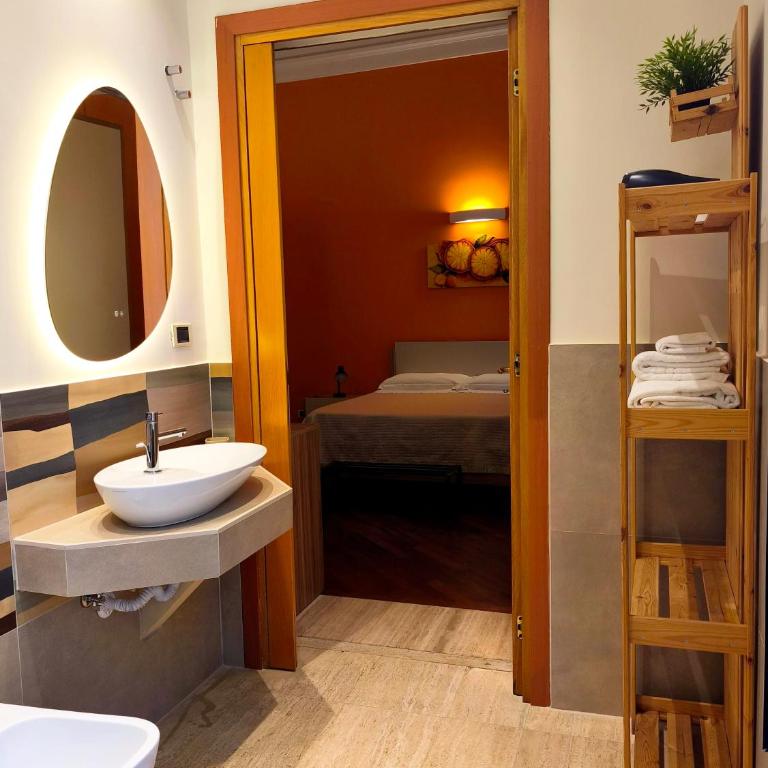 B&B Sicily Luxury - Large Double Room with Private Bathroom - 1