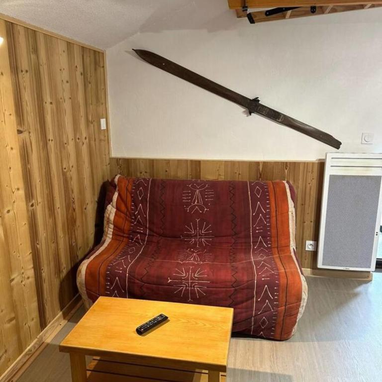 Studio 4 pers avec balcon et vue montagne - Apartment - 8