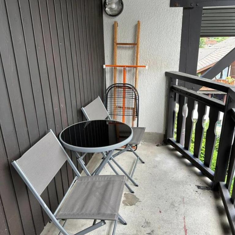 Studio 4 pers avec balcon et vue montagne - Apartment - 4