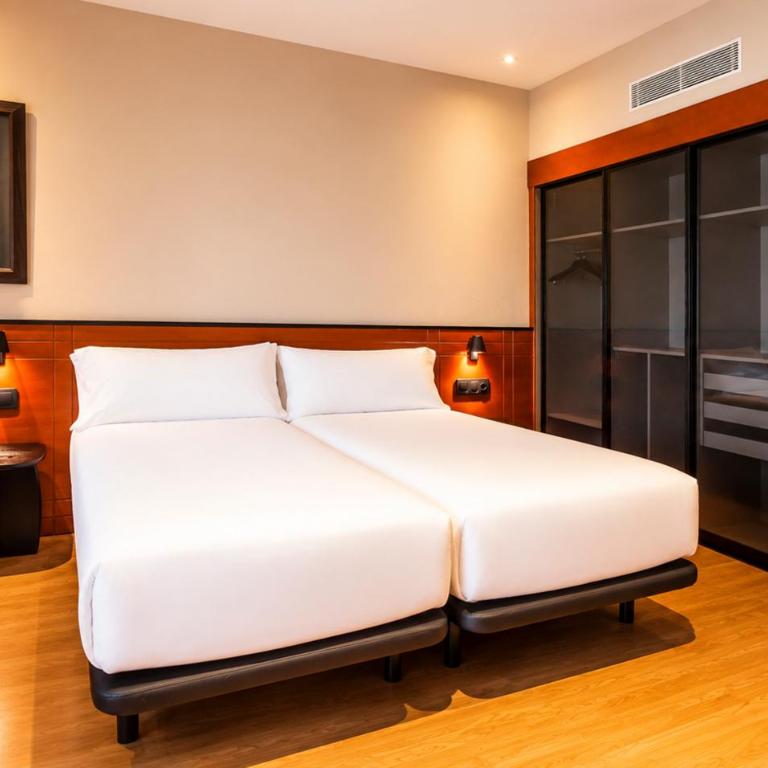 Hotel Derby - Habitación Familiar - 3