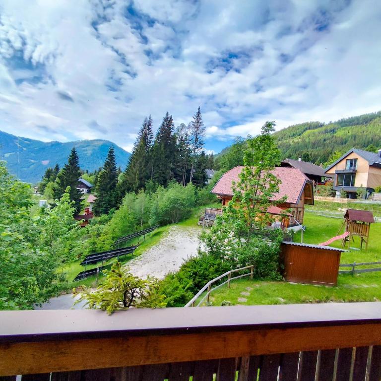 Landhaus Nockalm Bad Kleinkirchheim - Apartment mit 2 Schlafzimmern - 2