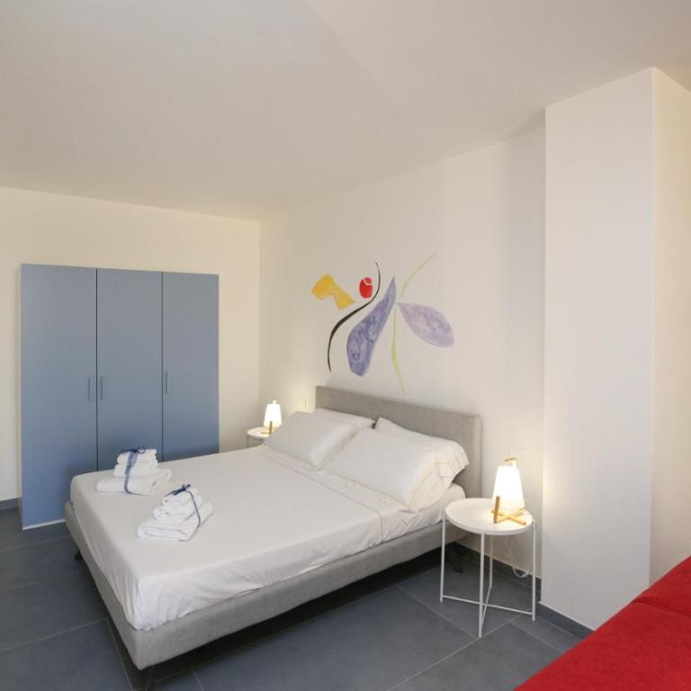 Suite HollidayHouse - vista mare - Appartement Loft 1 Chambre avec Balcon - 26