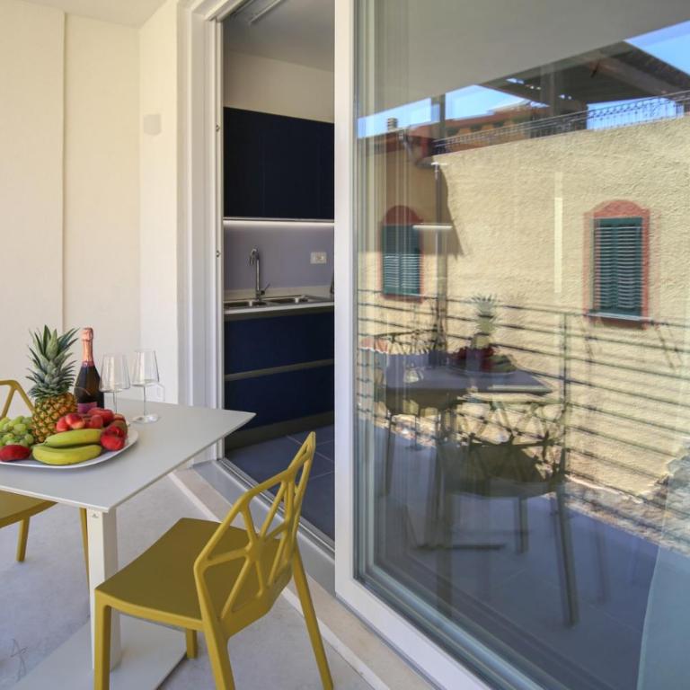Suite HollidayHouse - vista mare - Appartement Loft 1 Chambre avec Balcon - 61