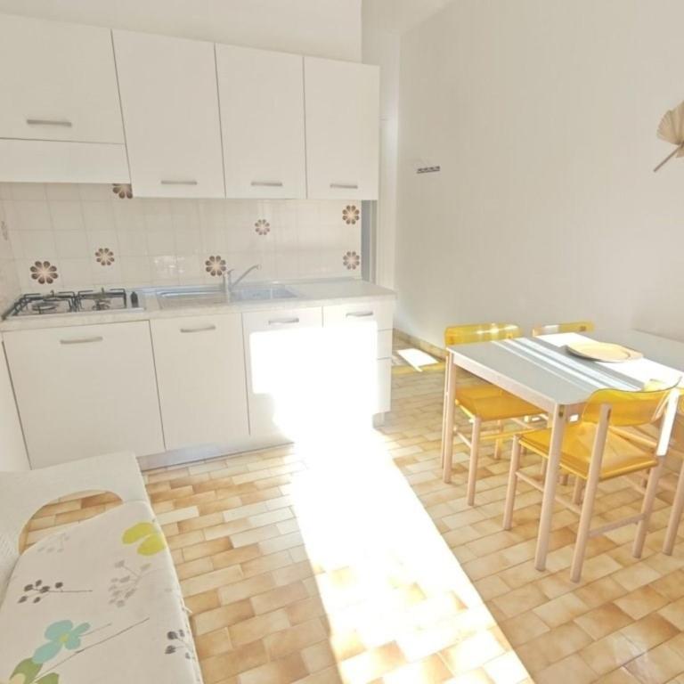 Apartment near beach and city centre - Appartamento - 2