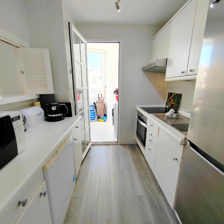 Puerto Marina beach 1 bed flat - Apartment - 14