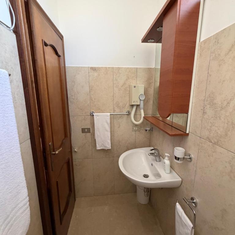 Villa Augusta - Deluxe Room - 20