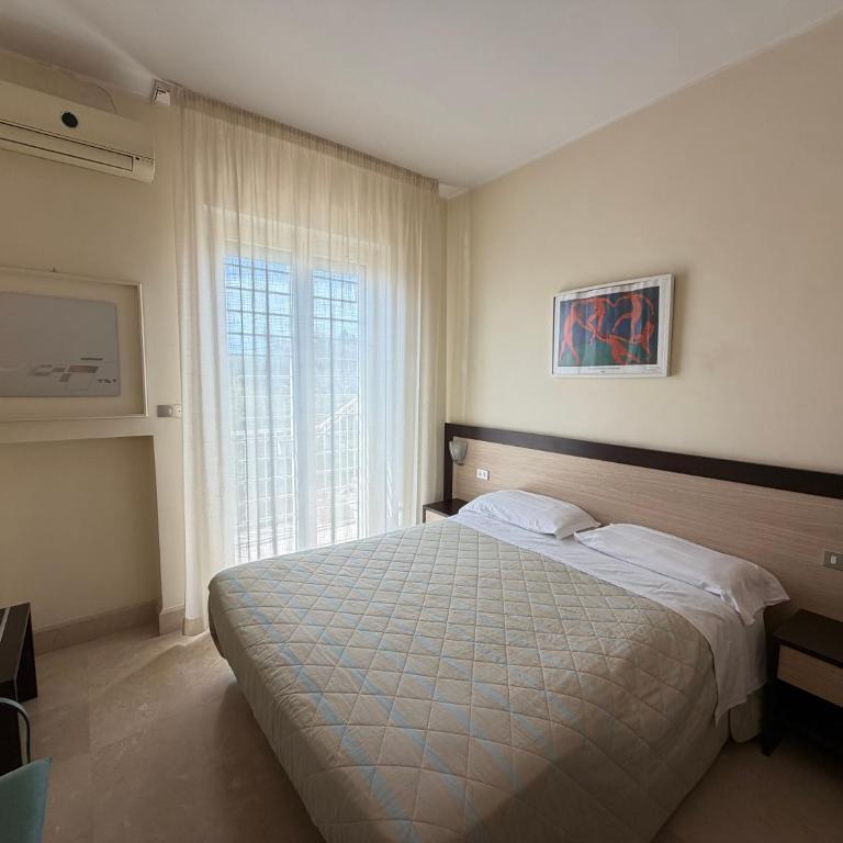 Villa Augusta - Double Room with Balcony - 2