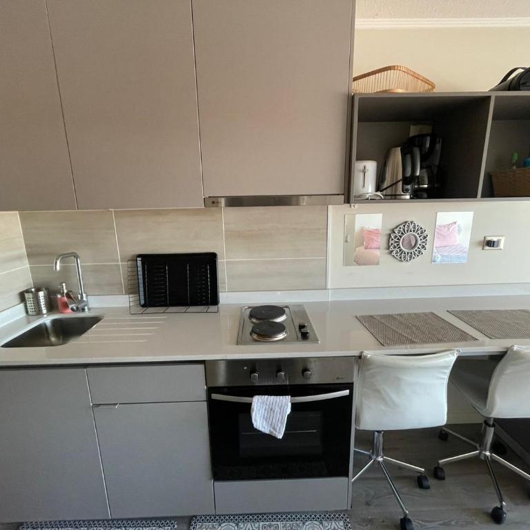 Hermoso Departamento Monoambiente en sector Av Alemania - One-Bedroom Apartment - 7