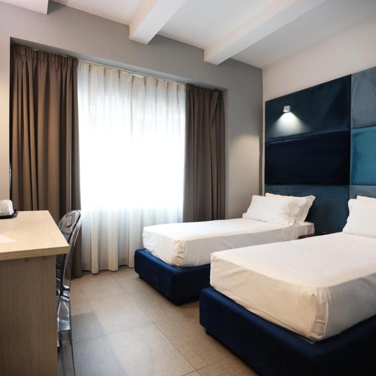 Golden Hotel - Chambre Double ou Lits Jumeaux Classique - 6