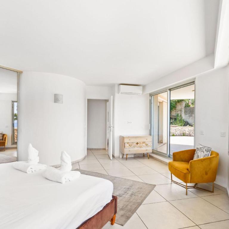 Villa d'Exception avec Vue Mer Panoramique - Antibes - Appartement - 12