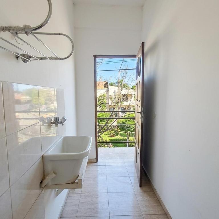 Dpto Grande - Ubicación estratégica - Apartamento de 2 dormitorios - 14