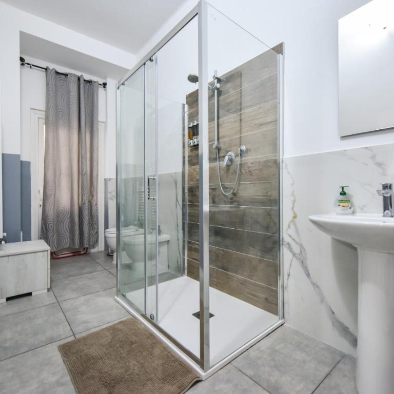 Modern Loft - Porta Susa & Centro Torino - Appartamento con 3 Camere da Letto - 6