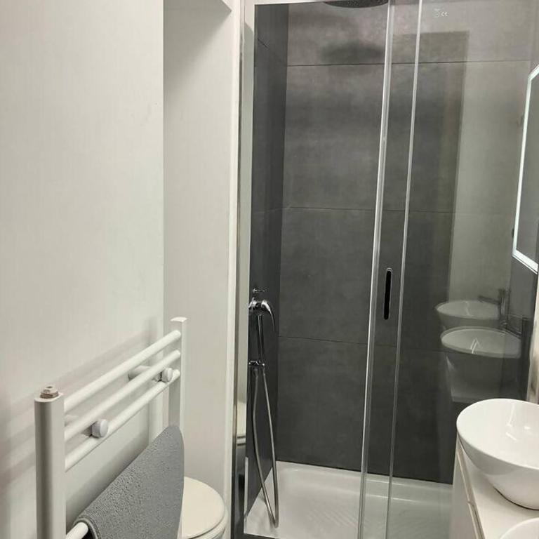Porta Susa Rooms - Double Room with Private Bathroom - 8