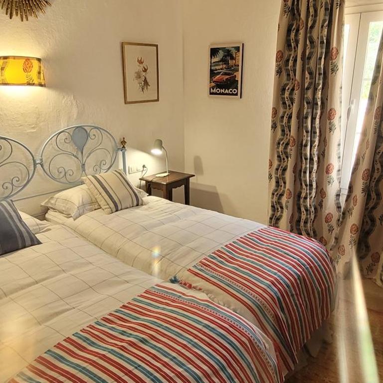 Georgesville - Chambre Double ou Lits Jumeaux - 1