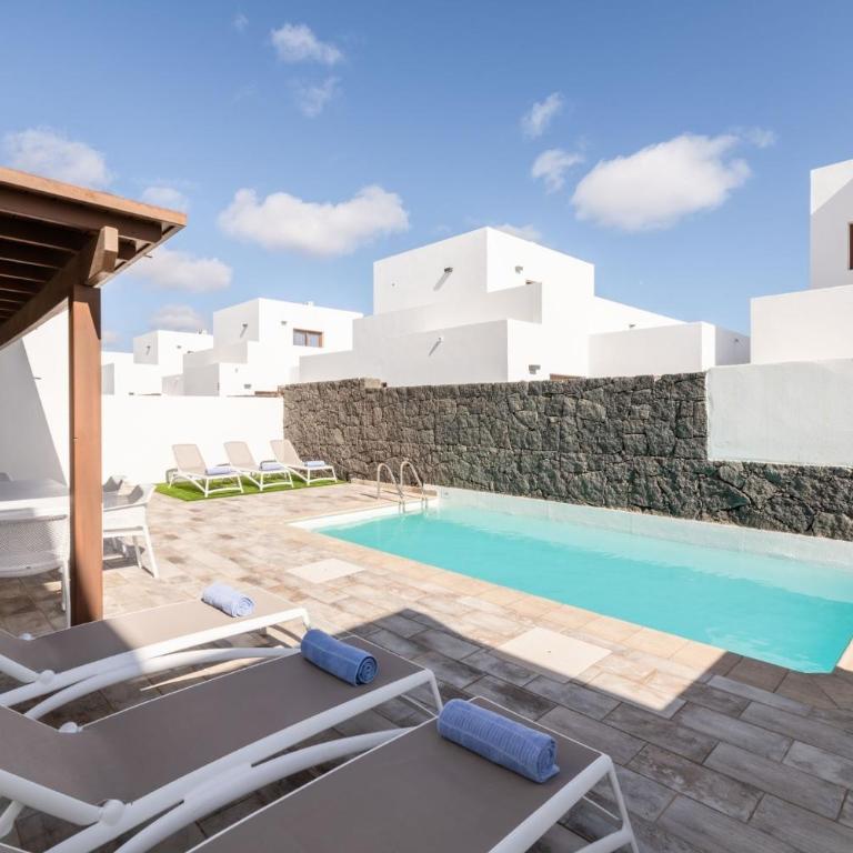 Ereza Villas La Granja-Femes 19 - Villa with Garden View - 5