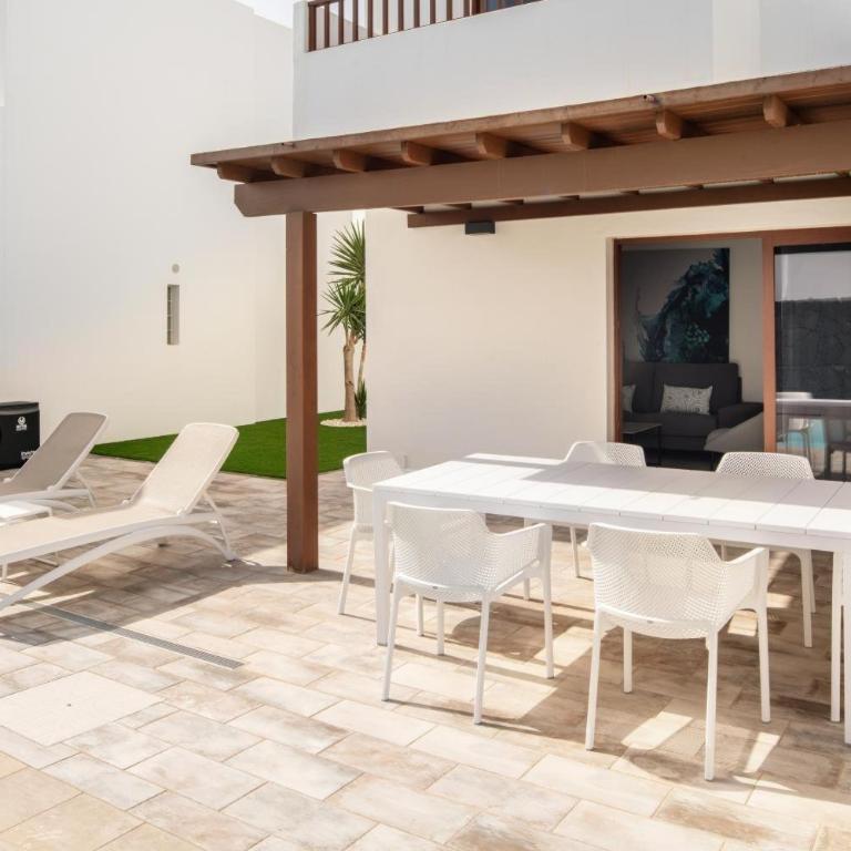 Ereza Villas La Granja-B - Villa with Garden View - 13