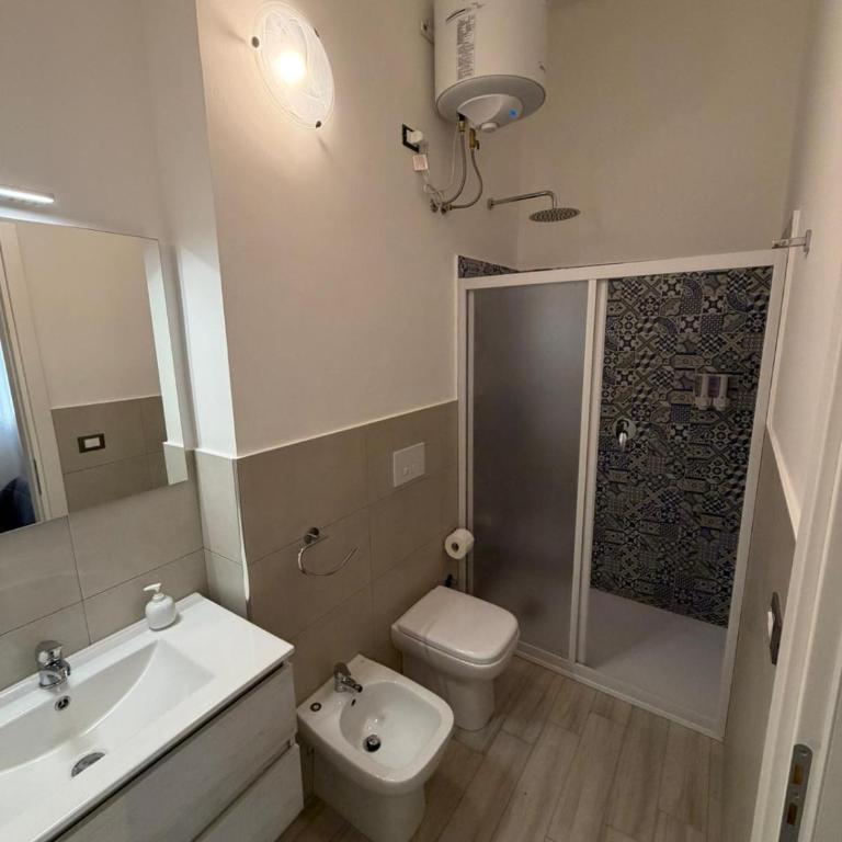 CasaMaCrì - Apartamento de 2 dormitorios con balcón - 3