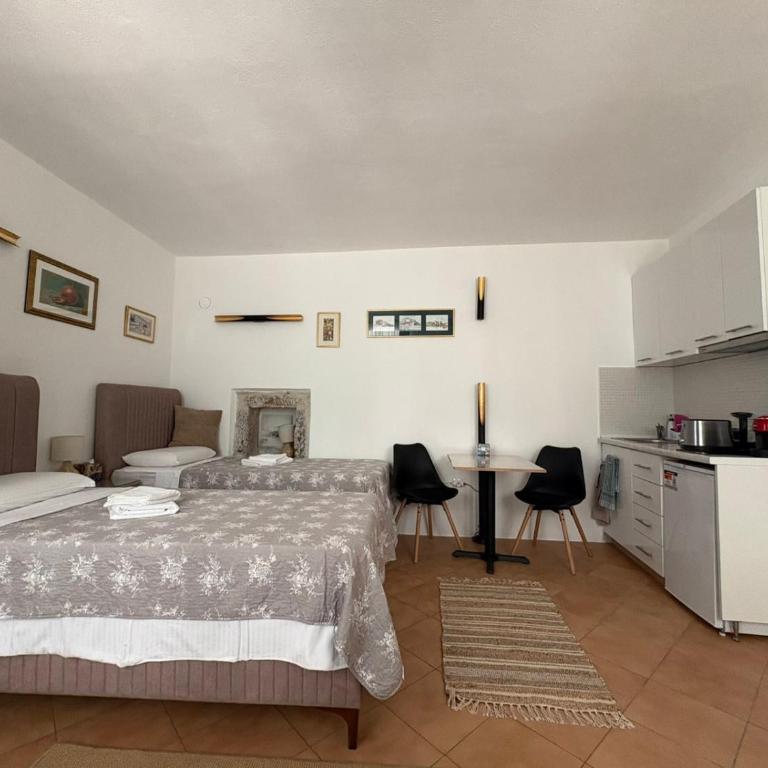 Old Town Mattarelli Studio - Studio - 11