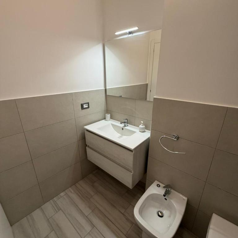 CasaMaCrì - Apartamento de 2 dormitorios con balcón - 4