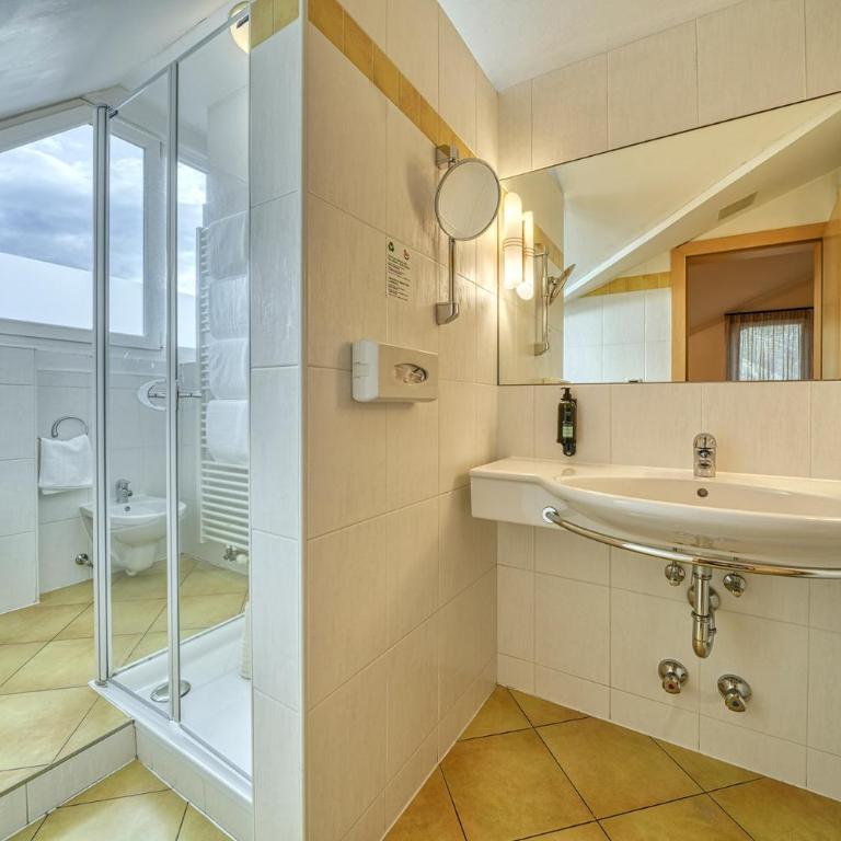 Family Hotel Gutenberg - Suite Familiare - 1