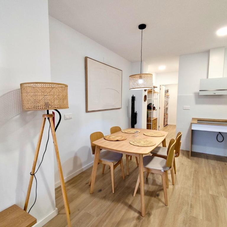 Travel Habitat Orriols - Torrefiel Apartment - One-Bedroom Family Apartment - 14