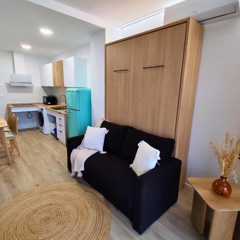 Travel Habitat Orriols - Torrefiel Apartment - One-Bedroom Family Apartment - 21