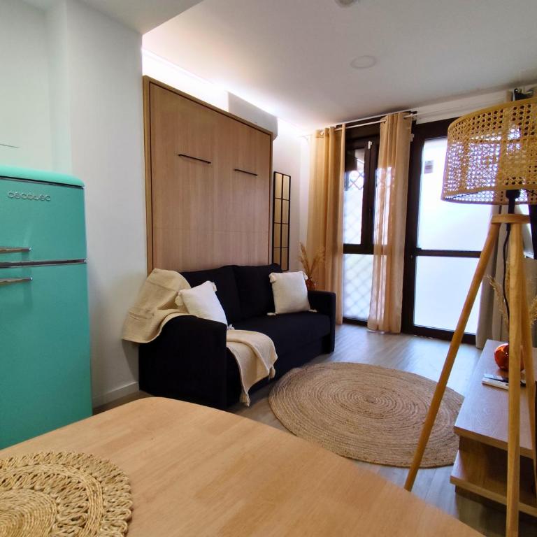 Travel Habitat Orriols - Torrefiel Apartment - One-Bedroom Family Apartment - 23