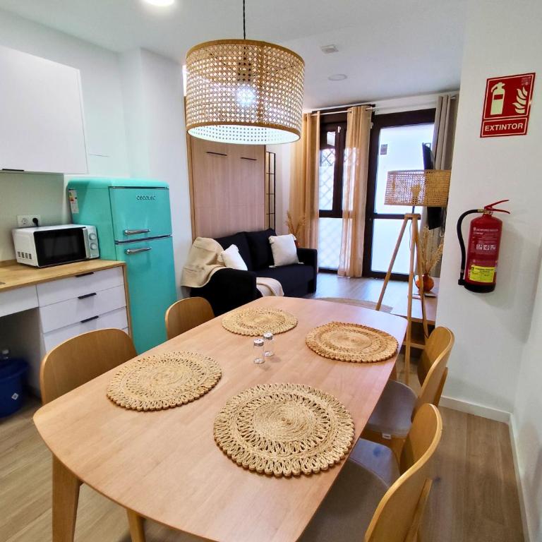 Travel Habitat Orriols - Torrefiel Apartment - One-Bedroom Family Apartment - 31