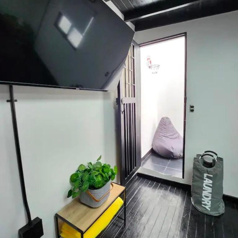 Candelaria Chill Loft wc Kitchen & AC in Medellin - One-Bedroom Apartment - 1