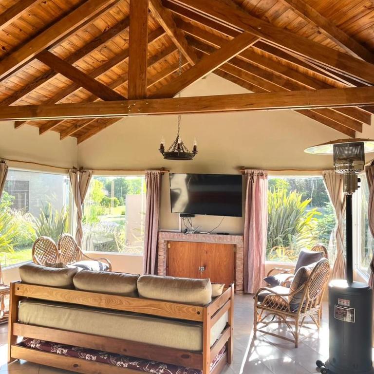 Casa De Campo En Las Lomas de Miramar - Casa de 4 dormitorios - 1
