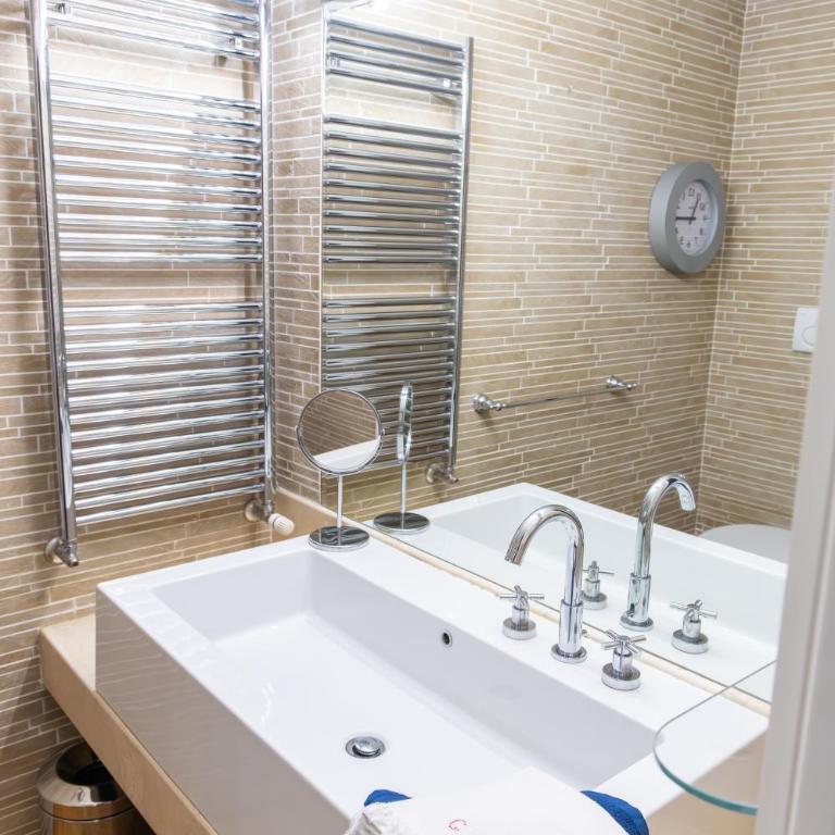 Le Residenze di Giulia - Camera King con Vasca Idromassaggio - 27