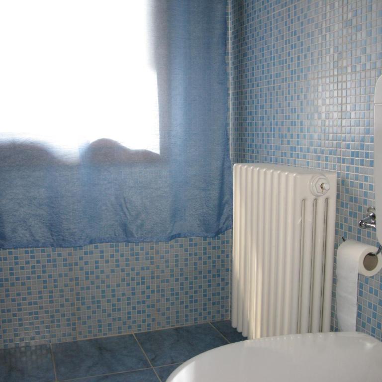 B&B Vaca Mora - Camera Doppia con Letti Singoli con Bagno Privato - 1