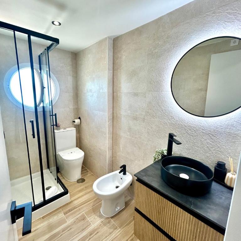 GATU Villa Salitre casa junto a la playa, parking gratis y vistas al Mar- Mayores de 22 años y familias - Apartamento con 3 dormitorios - Frente al océano - 4