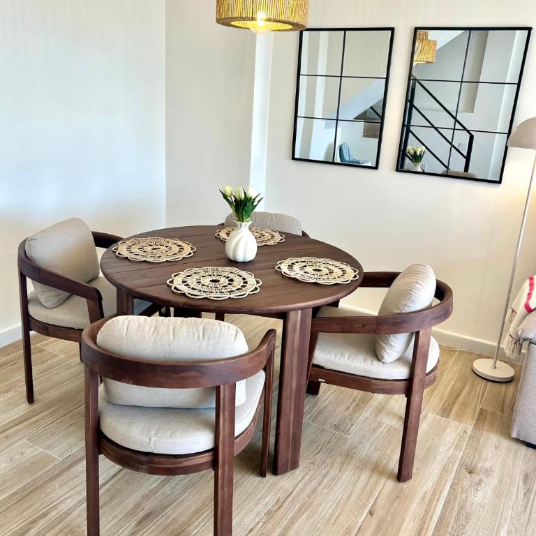 GATU Villa Salitre casa junto a la playa, parking gratis y vistas al Mar- Mayores de 22 años y familias - Apartamento con 3 dormitorios - Frente al océano - 13