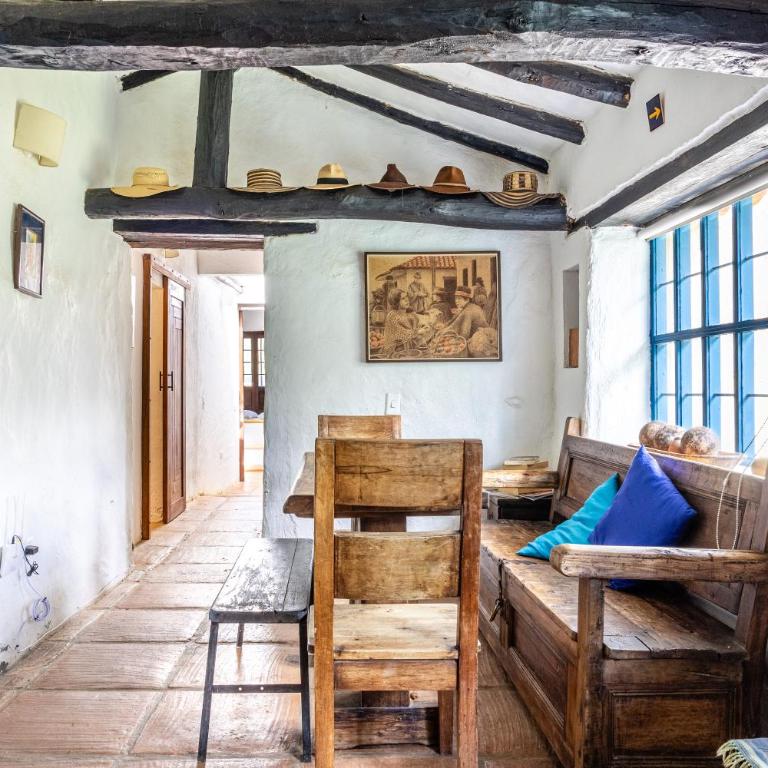 Casa La Picaza - Three-Bedroom House - 26