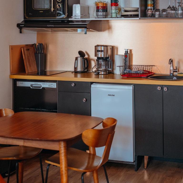Superbe appartement, face à la vieille ville ! - Appartement 2 Chambres - 24
