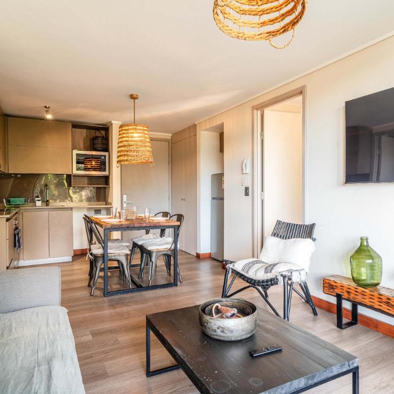 HOM I 2D2B, Estacionamiento, Terraza, Vista parcial al Lago, Wifi, Calefacción Central - Apartment - 4