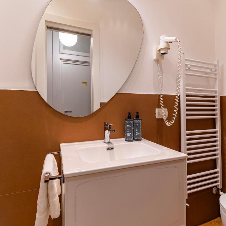 Residenza Centopietre - Dorsoduro by Wonderful Italy - Double Room with Private External Bathroom - 13