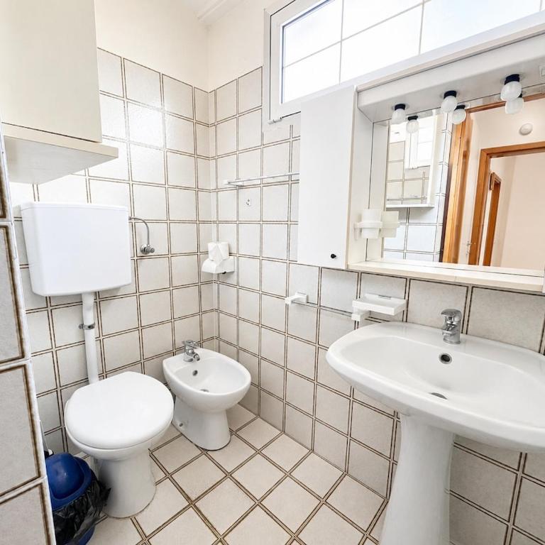 Beach Apartment with Private Parking in Jesolo - Appartamento con 2 Camere da Letto - 5