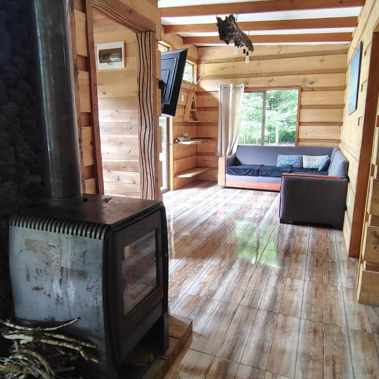 House for 4, River, Nature, Jacuzzi and Starlink - One-Bedroom House - 2