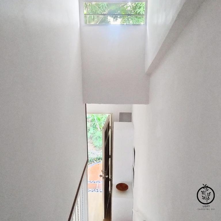 Loft 02 El Lido Cali Quiet Residential Area - One-Bedroom Apartment - 6