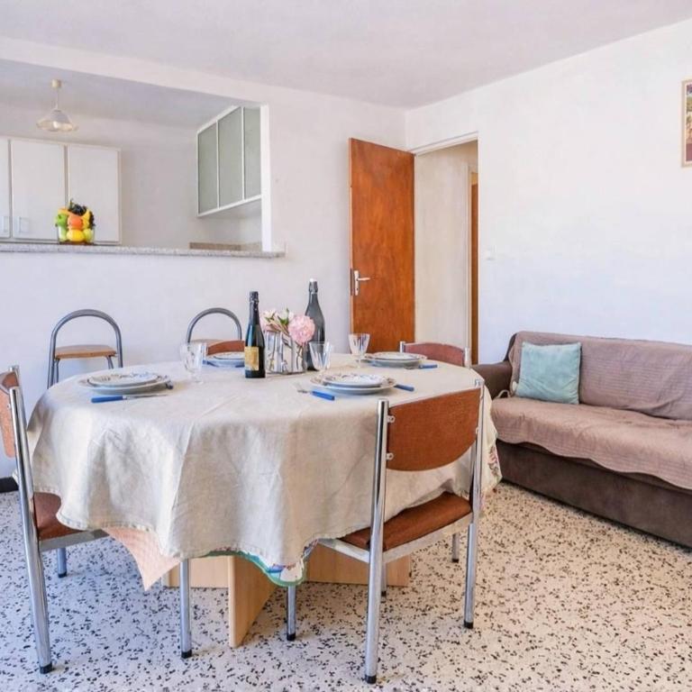 T3 climatisé avec parking, à deux pas de la plage 5EDGRA23 - Two-Bedroom Apartment - 5