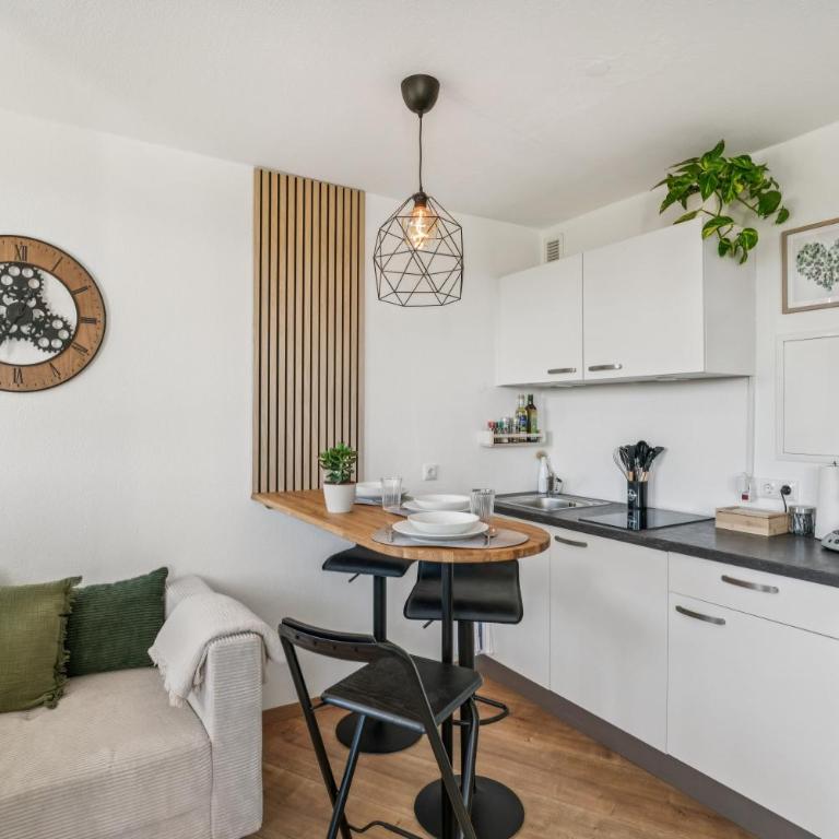 FreiBlick Kempten I Modernes Studio mit Aussicht - Apartment mit 1 Schlafzimmer - 9