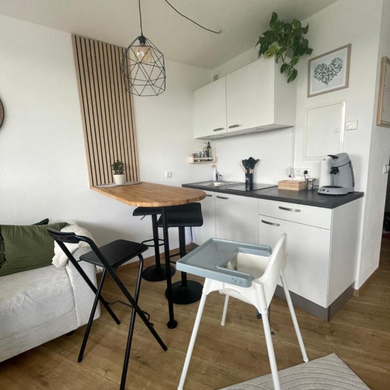 FreiBlick Kempten I Modernes Studio mit Aussicht - Apartment mit 1 Schlafzimmer - 10