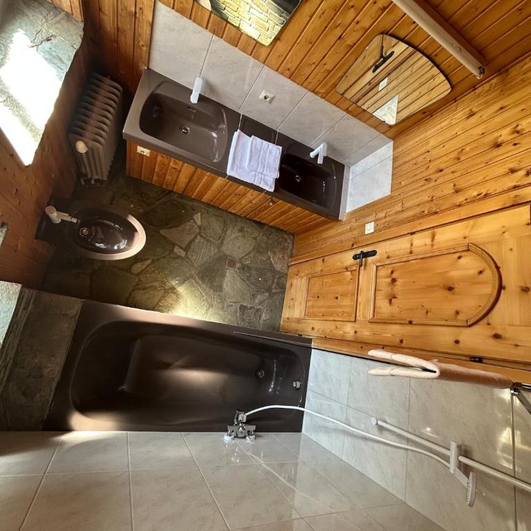 Höf Hof Appartements - Traditional cozy mountain house with view and garden - Haus mit 5 Schlafzimmern - 28