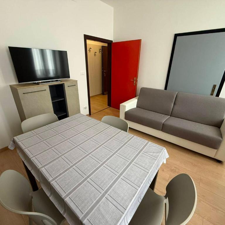 Casa Lina - Appartamento con 1 Camera da Letto e Balcone - 1