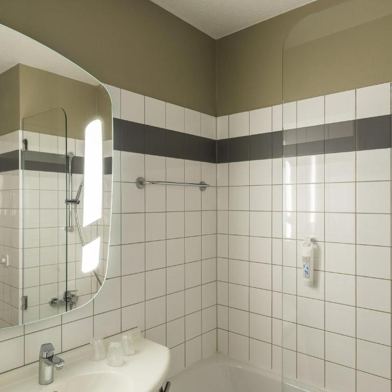ibis Colmar Est - Hotel Restaurant en Alsace - Chambre Standard avec Lit Double et Lits Jumeaux - 5
