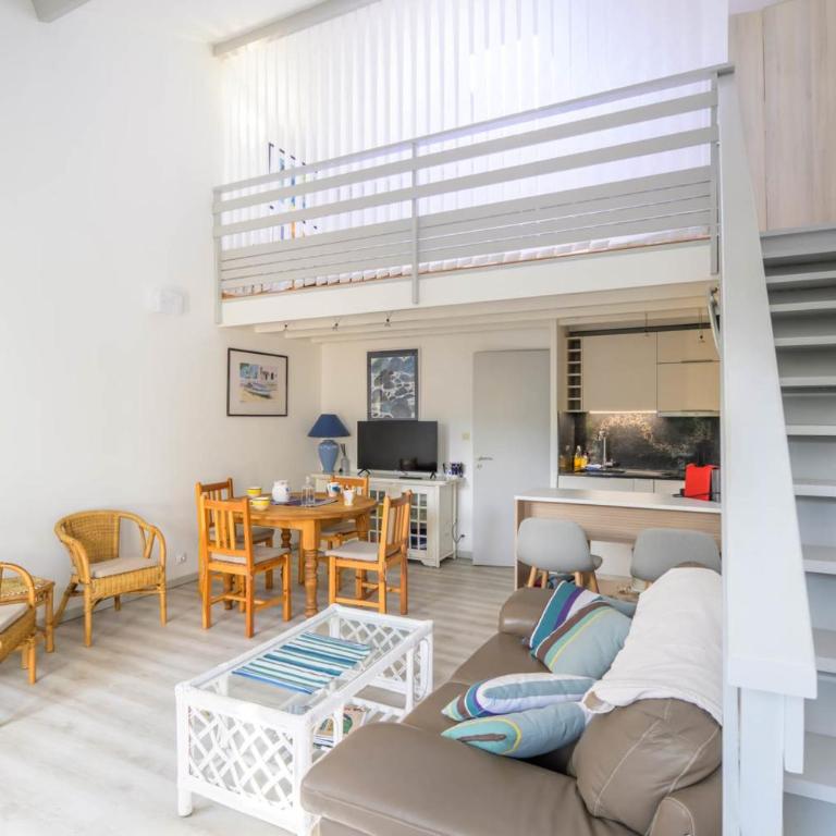 Charmante maison terrasse et jardinet proche Océan - Maison de Vacances - 3