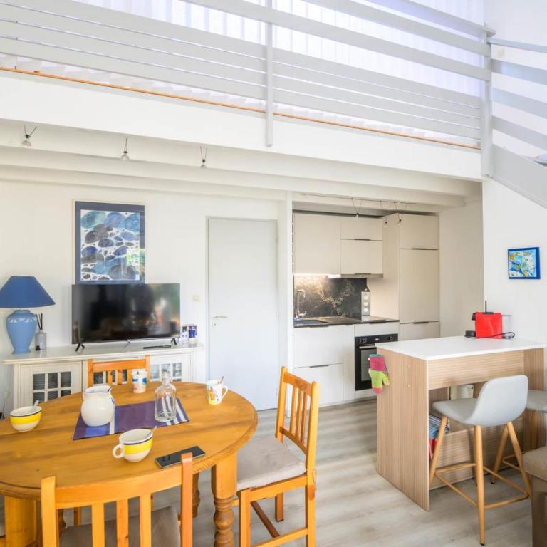 Charmante maison terrasse et jardinet proche Océan - Maison de Vacances - 4