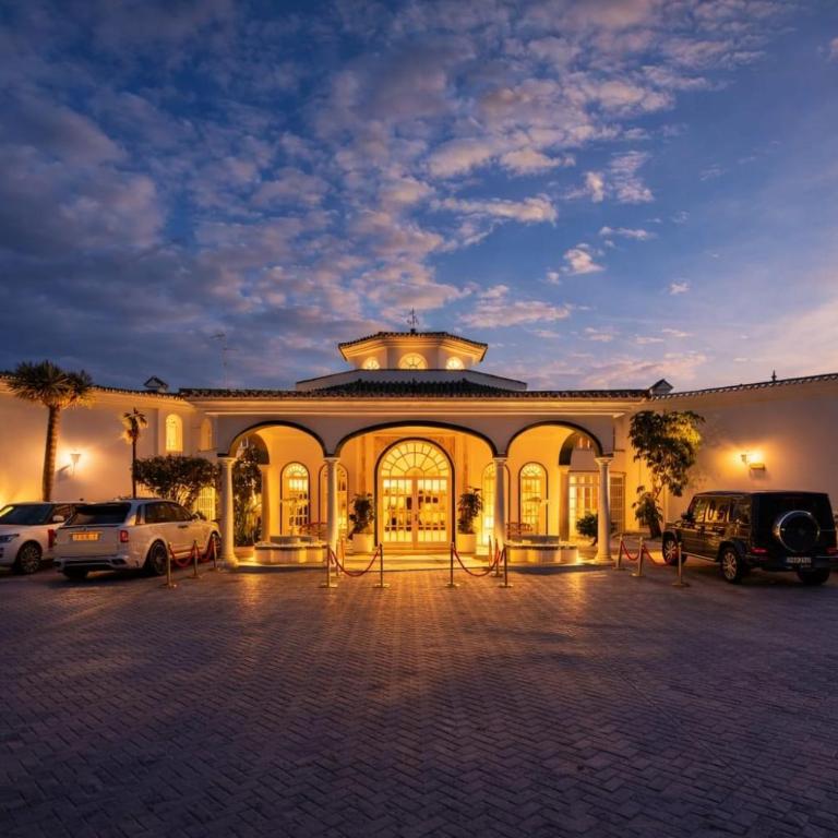 Palacio Suites Marbella - Standard Suite mit Doppelbett - 1